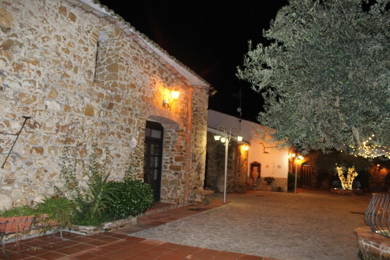Ponte Calatrasi Agriturismo Roccamena Dış mekan fotoğraf